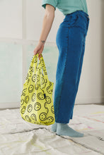 Load image into Gallery viewer, RESTOCK! Standard Baggu / Yellow Happy
