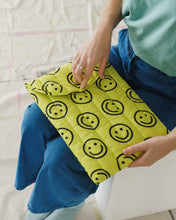 Load image into Gallery viewer, Puffy Laptop Sleeve / Yellow Happy
