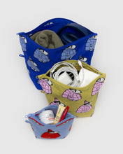 Load image into Gallery viewer, NEW! Go Pouch / Puffer Snoopy
