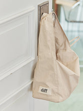 Load image into Gallery viewer, Diff Hobo Signature Bag - Beige
