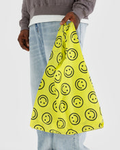 Load image into Gallery viewer, RESTOCK! Standard Baggu / Yellow Happy
